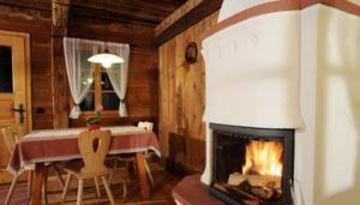 Alpine Resort Zwiglhof San Candido Bagian luar foto